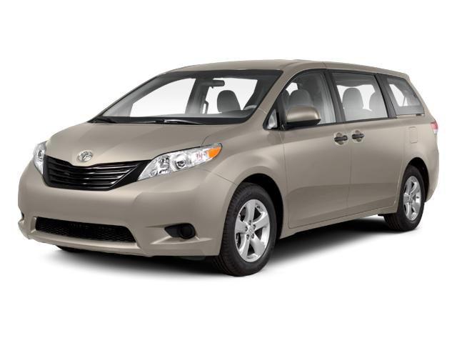 2013 Toyota Sienna 5dr 8-Pass Van V6 LE FWD (Natl)