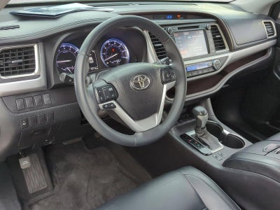 2016 Toyota Highlander FWD 4dr V6 XLE (Natl)