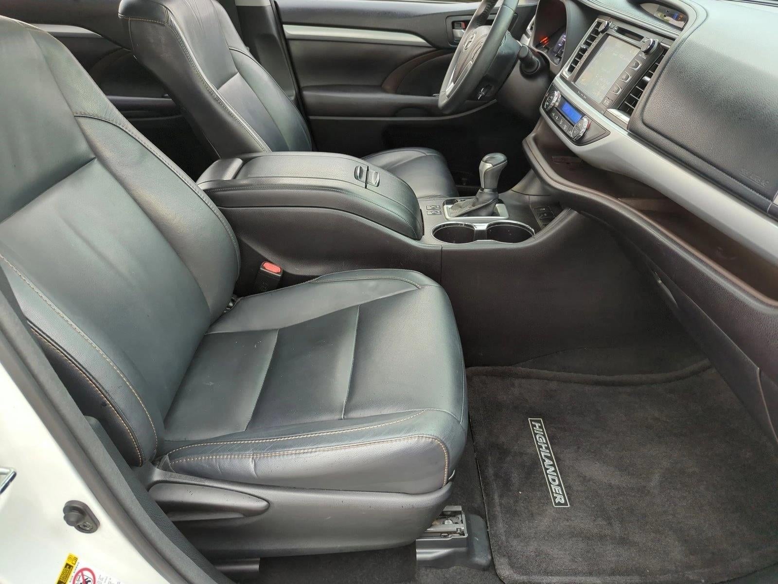 2016 Toyota Highlander FWD 4dr V6 XLE (Natl)