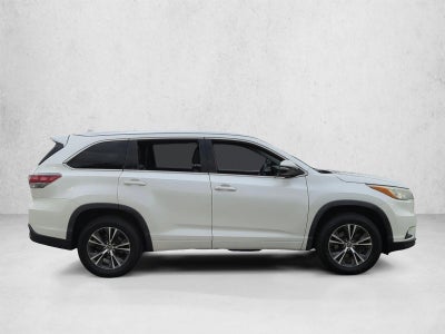 2016 Toyota Highlander FWD 4dr V6 XLE (Natl)
