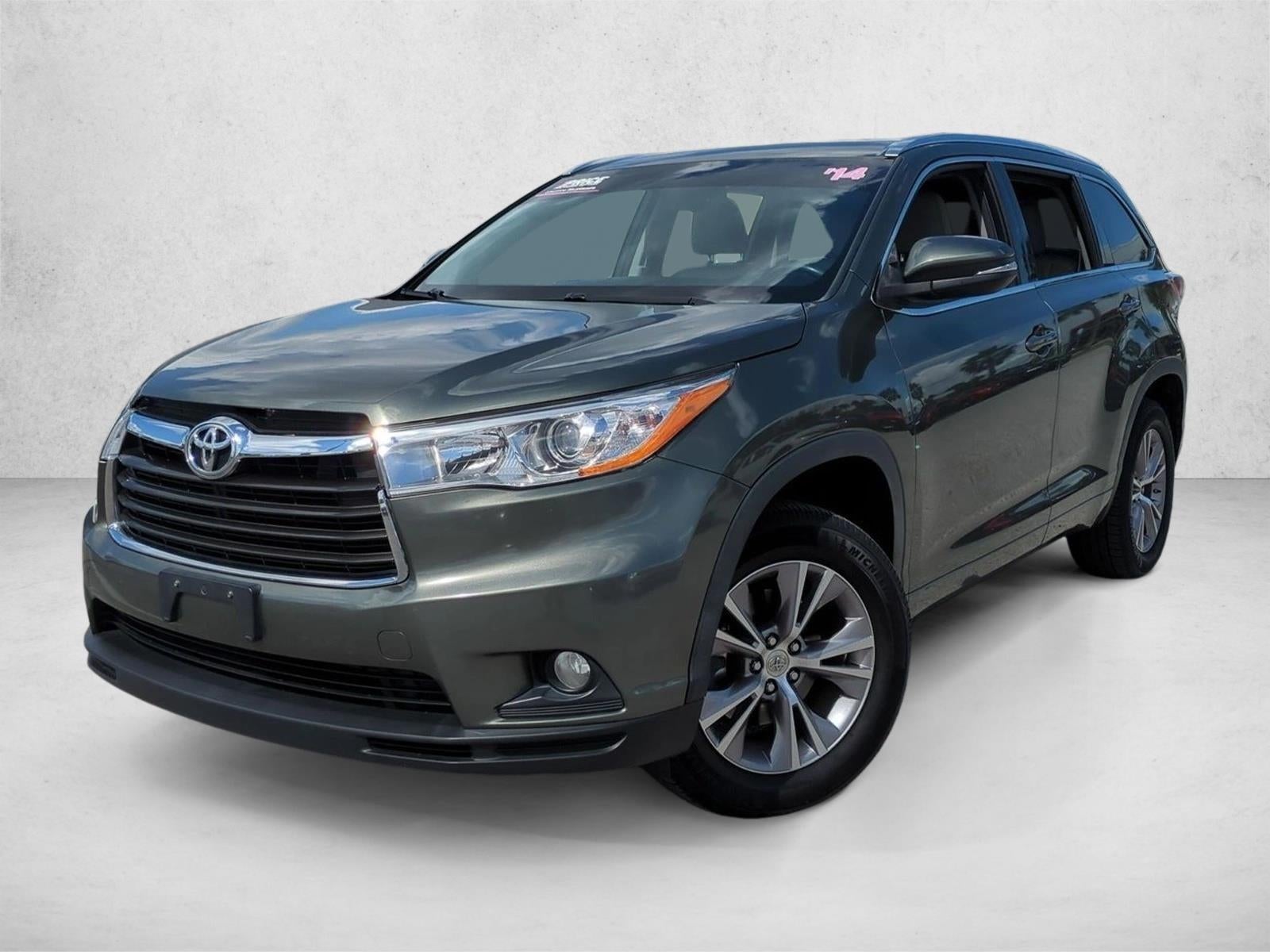 2014 Toyota Highlander FWD 4dr V6 XLE (Natl)
