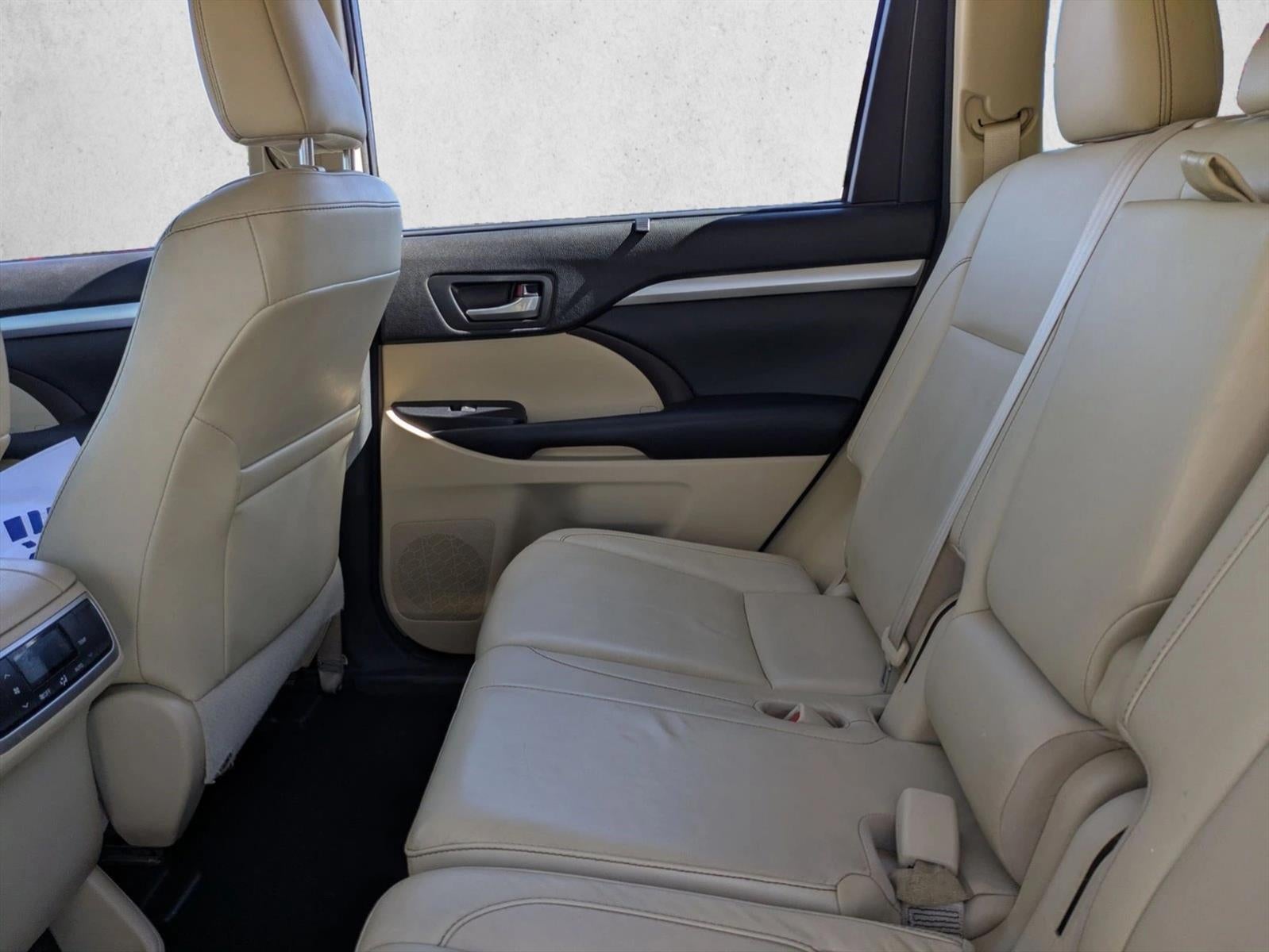 2016 Toyota Highlander FWD 4dr V6 XLE (Natl)