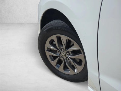 2023 Toyota Sienna LE FWD 8-Passenger (Natl)