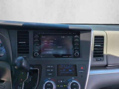 2018 Toyota Sienna LE FWD 8-Passenger (Natl)