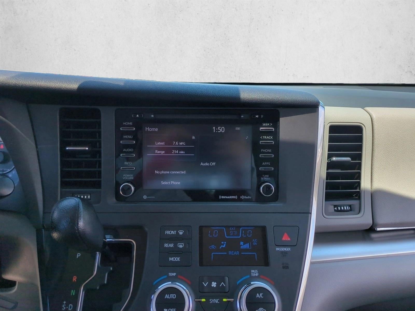 2018 Toyota Sienna LE FWD 8-Passenger (Natl)