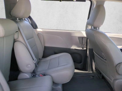 2018 Toyota Sienna LE FWD 8-Passenger (Natl)