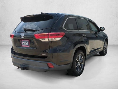 2019 Toyota Highlander XLE V6 FWD (Natl)