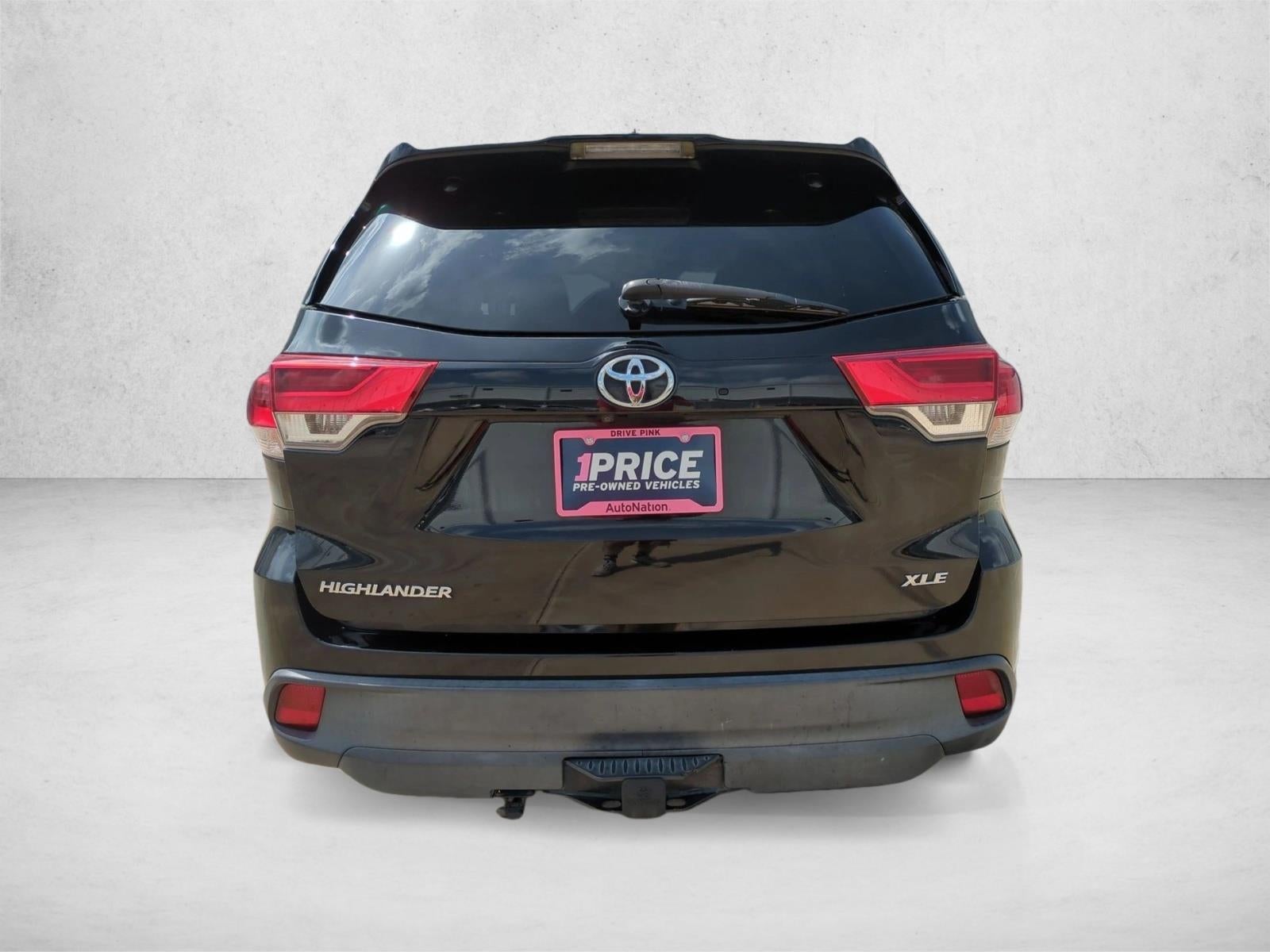 2019 Toyota Highlander XLE V6 FWD (Natl)