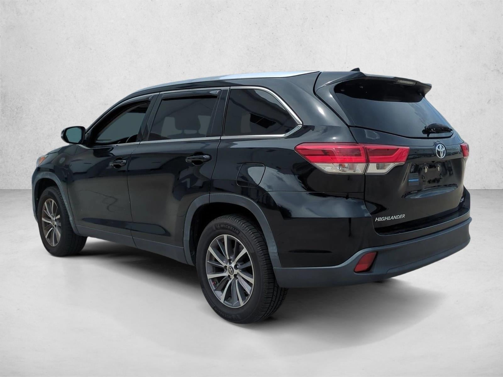 2019 Toyota Highlander XLE V6 FWD (Natl)