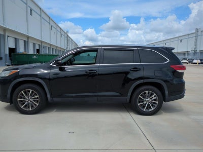 2019 Toyota Highlander XLE V6 FWD (Natl)