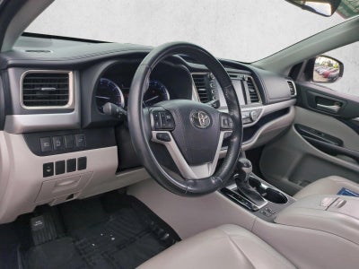 2019 Toyota Highlander XLE V6 FWD (Natl)