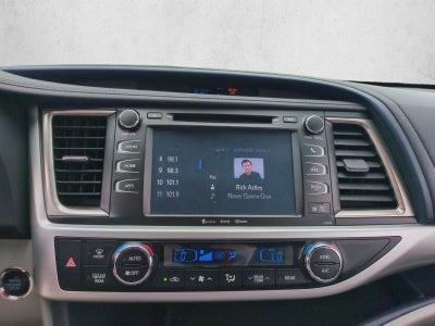 2019 Toyota Highlander XLE V6 FWD (Natl)