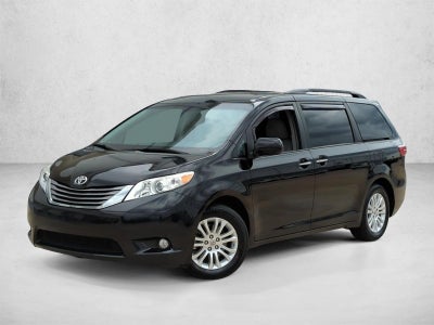 2015 Toyota Sienna 5dr 8-Pass Van XLE FWD (Natl)