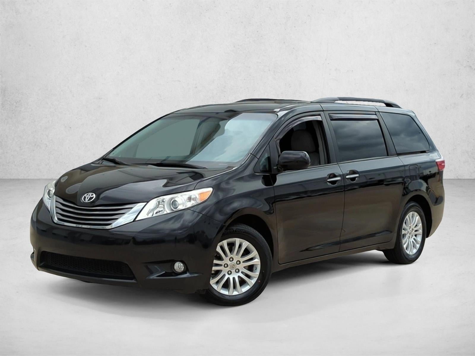 2015 Toyota Sienna 5dr 8-Pass Van XLE FWD (Natl)