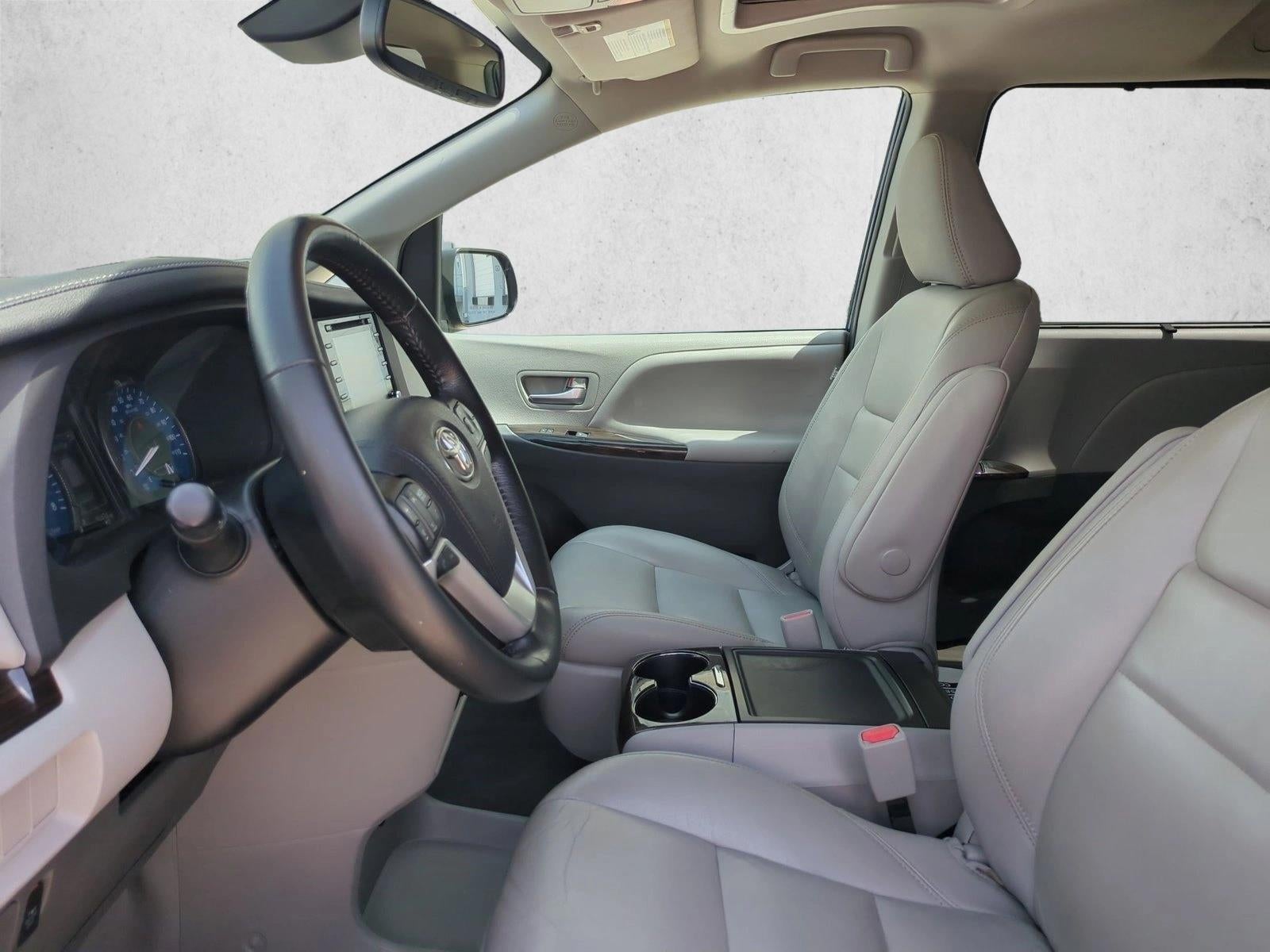 2020 Toyota Sienna XLE Auto Access Seat FWD 7-Passenger (GS)