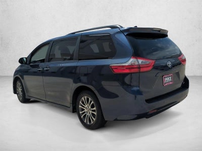 2020 Toyota Sienna XLE Auto Access Seat FWD 7-Passenger (GS)