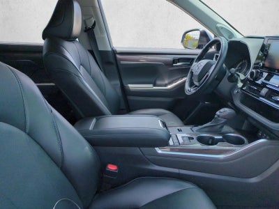 2022 Toyota Highlander Limited FWD (GS)