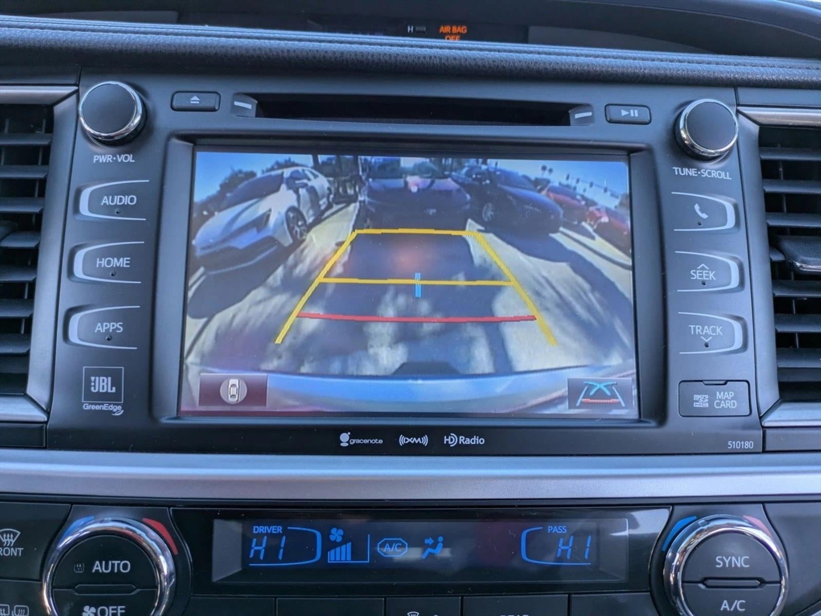 2017 Toyota Highlander Limited Platinum V6 FWD (Natl)