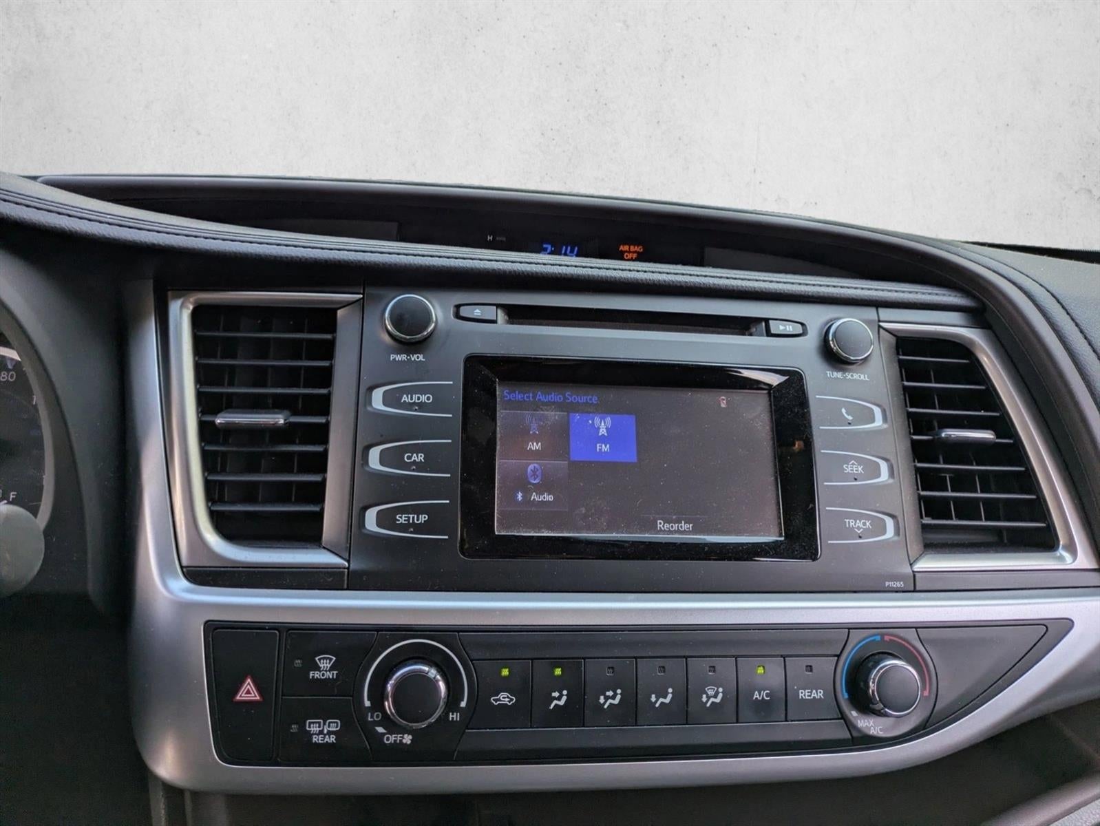 2016 Toyota Highlander FWD 4dr I4 LE (Natl)