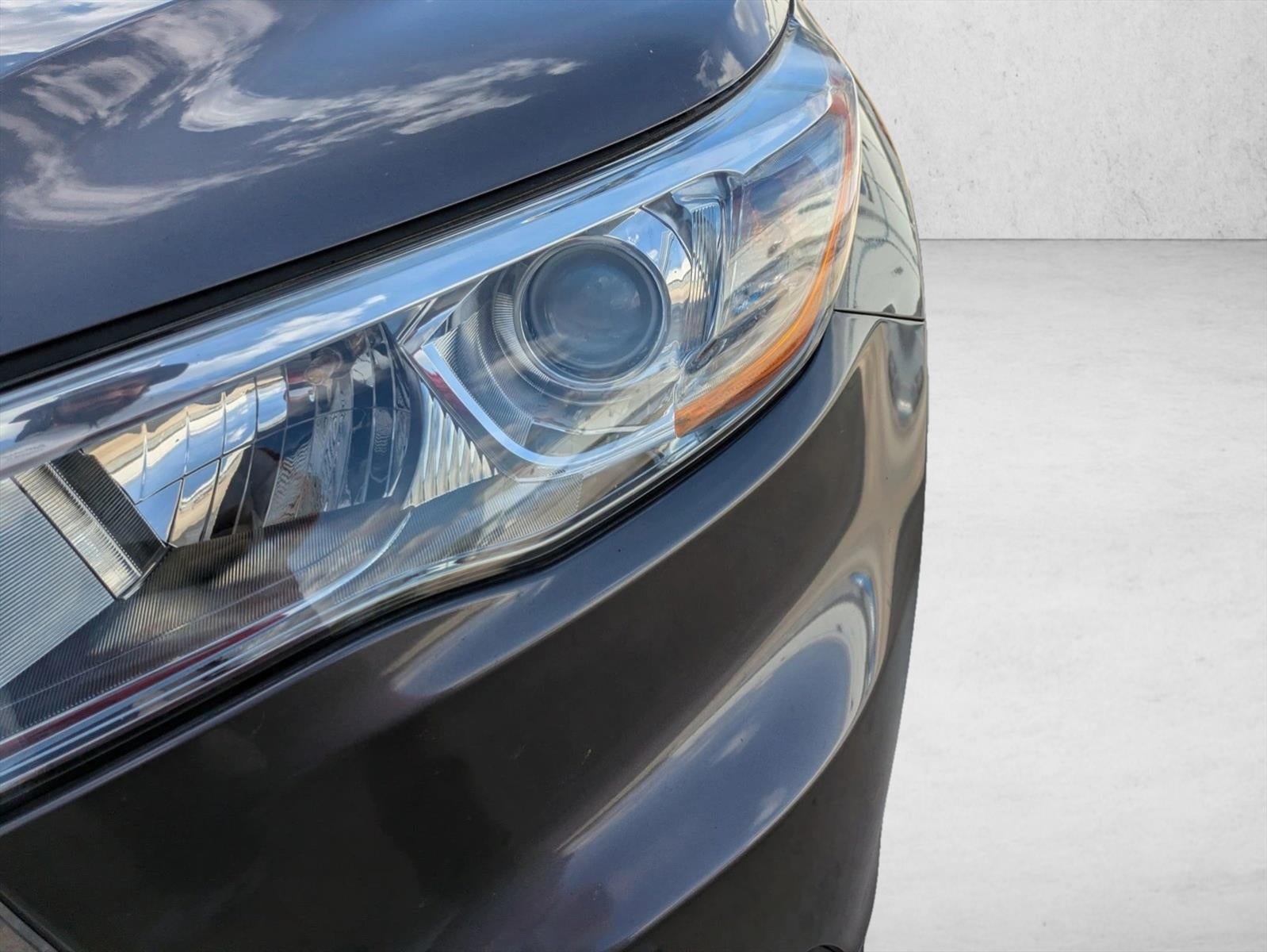 2016 Toyota Highlander FWD 4dr I4 LE (Natl)