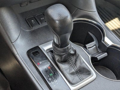 2018 Toyota Highlander LE I4 FWD (Natl)