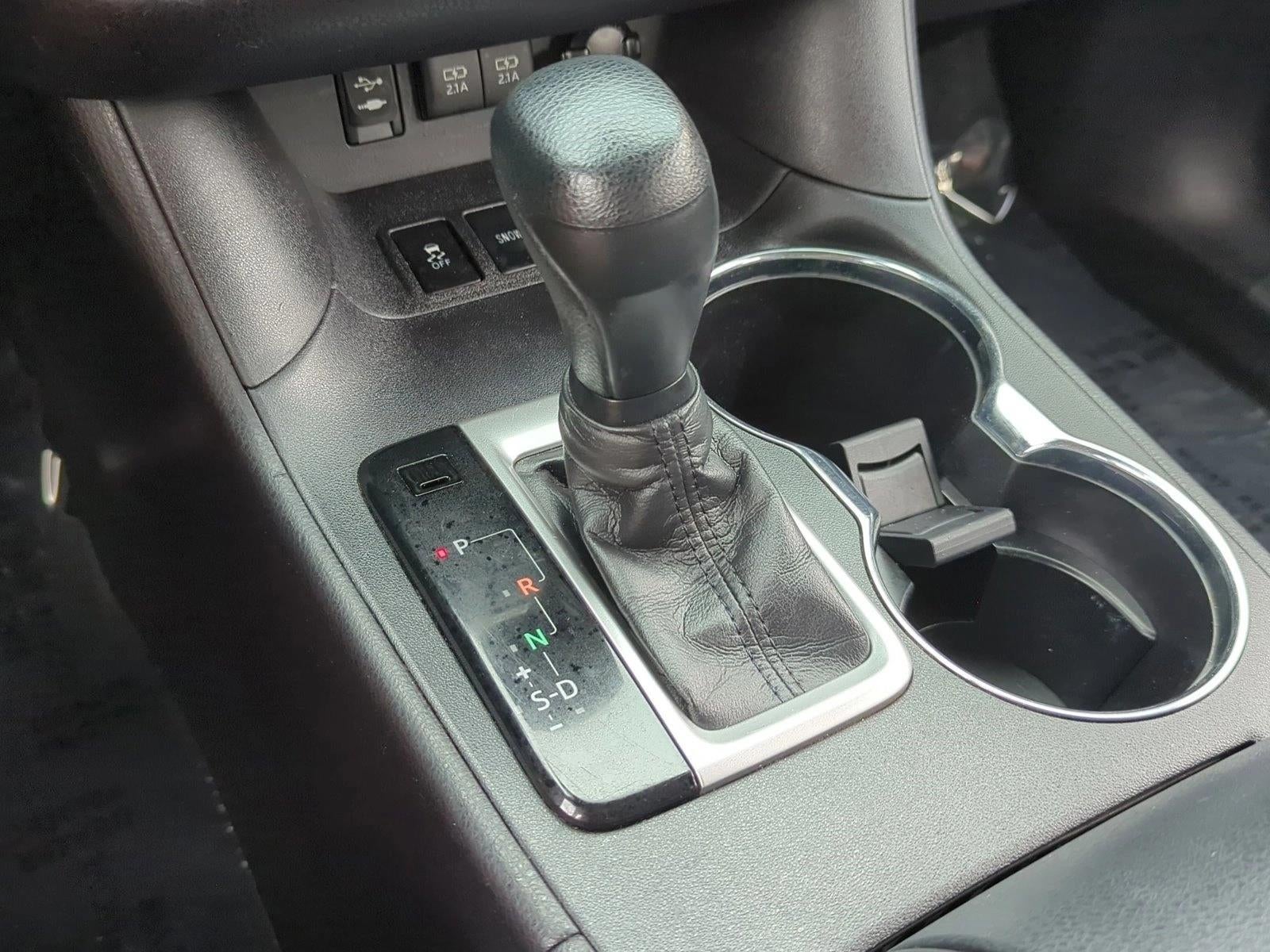 2018 Toyota Highlander LE I4 FWD (Natl)