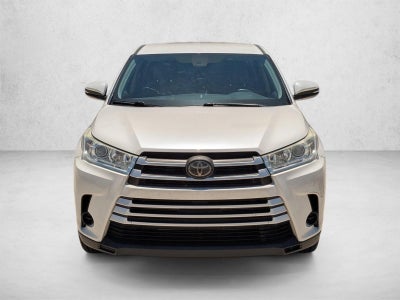 2018 Toyota Highlander LE I4 FWD (Natl)