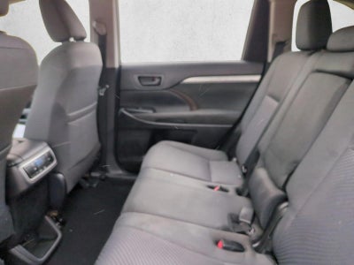 2019 Toyota Highlander LE I4 FWD (Natl)