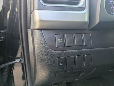 2019 Toyota Highlander LE I4 FWD (Natl)