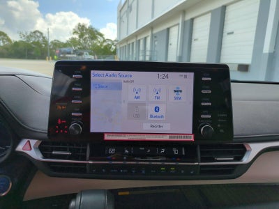 2024 Toyota Sienna Limited FWD 7-Passenger (Natl)
