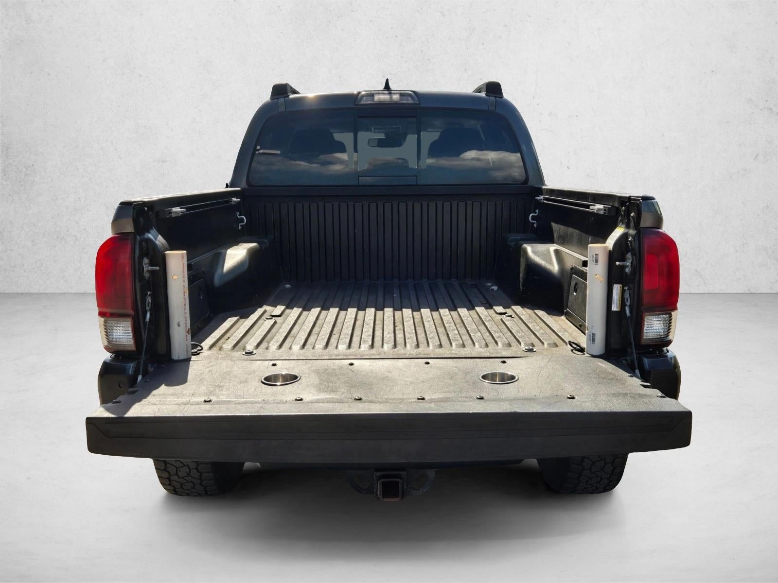 2018 Toyota Tacoma SR5 Double Cab 5' Bed V6 4x2 AT (GS)