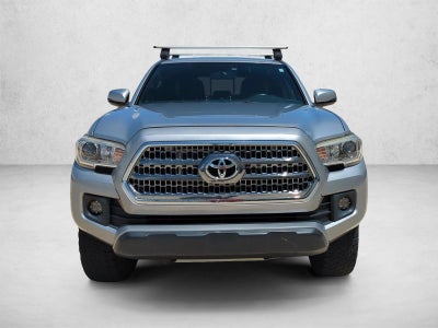 2017 Toyota Tacoma TRD Off Road Double Cab 5' Bed V6 4x2 AT (Natl)