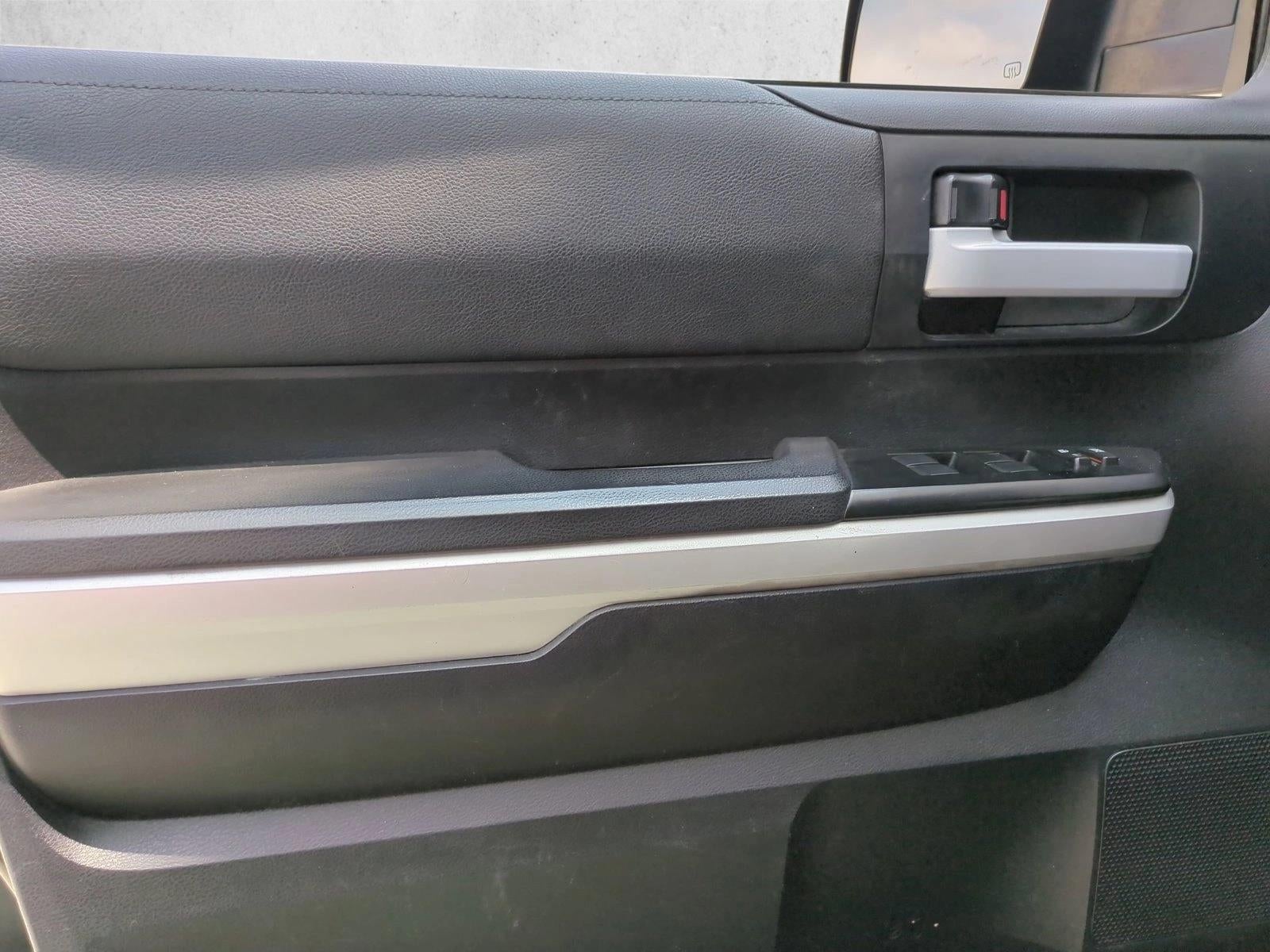 2016 Toyota Tundra 4WD Truck 4WD CrewMax Short Bed 5.7L FFV SR5 (Natl)