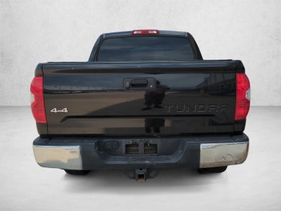 2016 Toyota Tundra 4WD Truck 4WD CrewMax Short Bed 5.7L FFV SR5 (Natl)