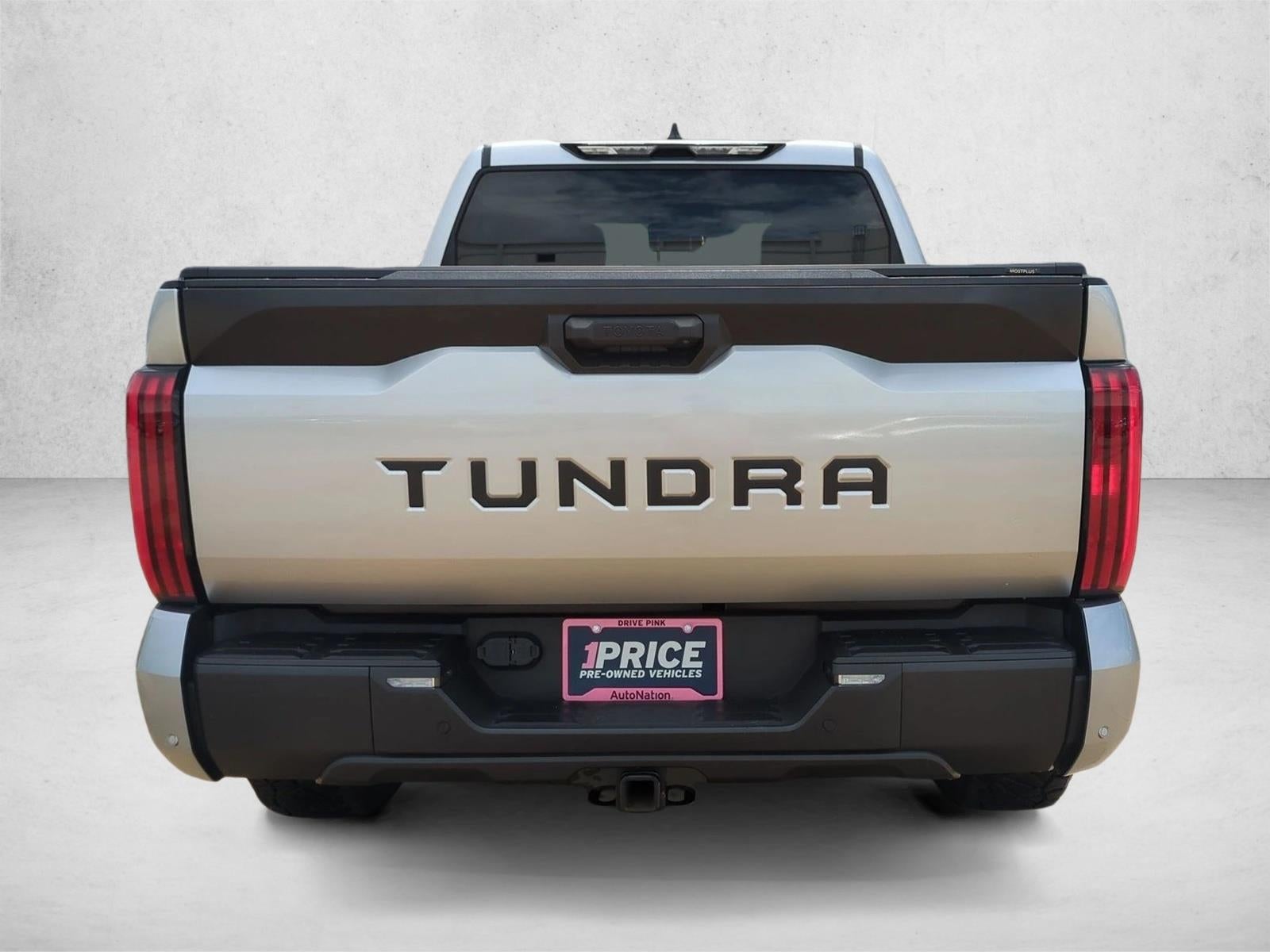 2022 Toyota Tundra 2WD 2WD SR5 CrewMax 5.5' Bed (SE)