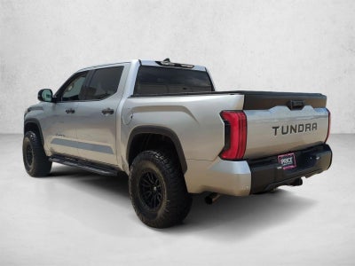 2022 Toyota Tundra 2WD 2WD SR5 CrewMax 5.5' Bed (SE)