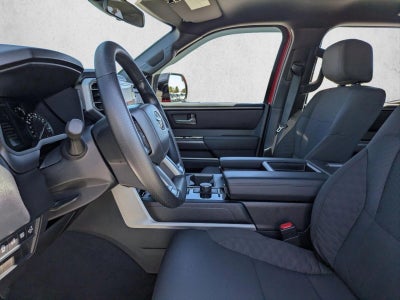 2025 Toyota Tundra 2WD 2WD SR5 CrewMax 5.5' Bed (SE)