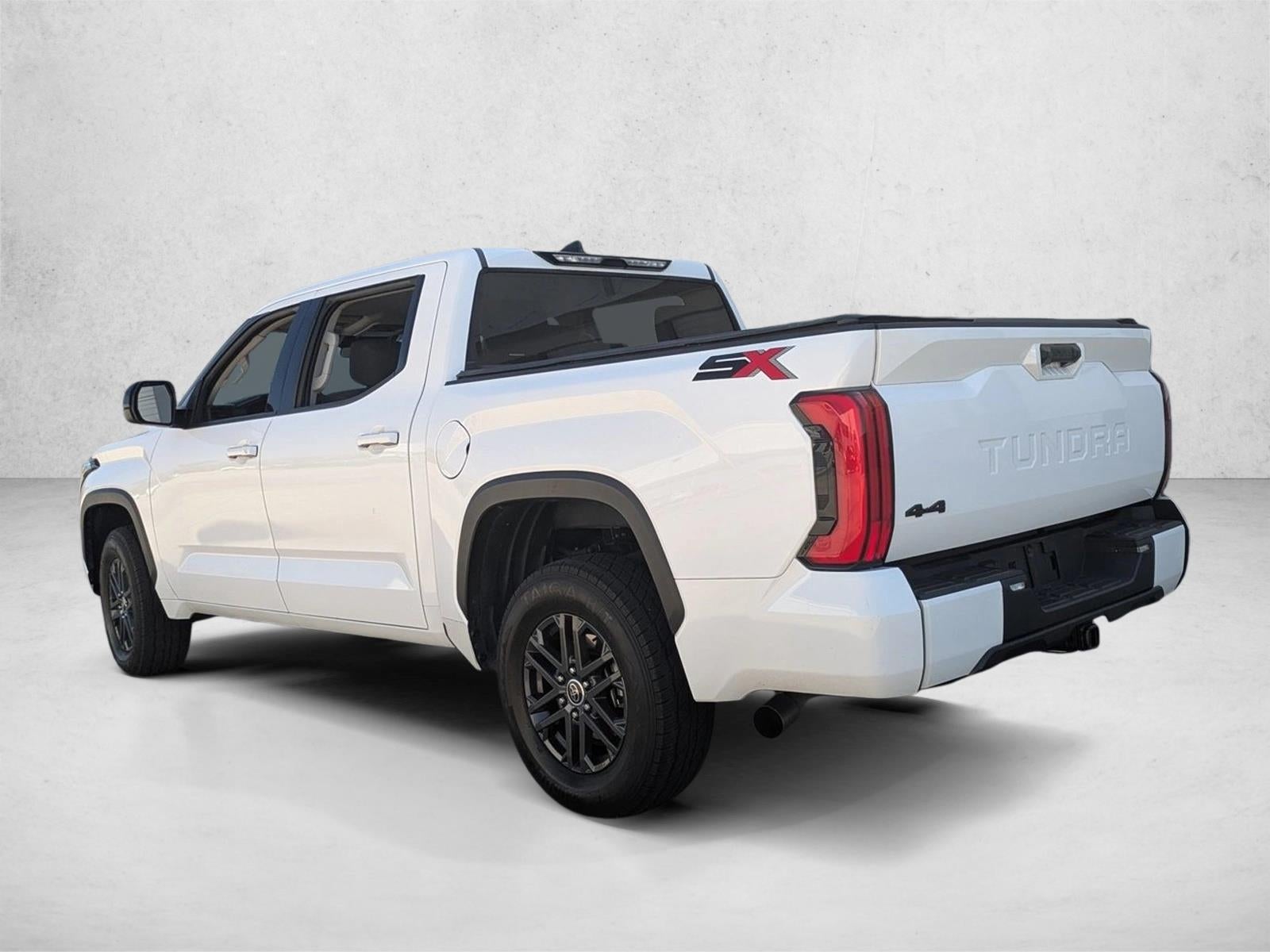 2023 Toyota Tundra 4WD 4WD SR5 CrewMax 5.5' Bed (Natl)