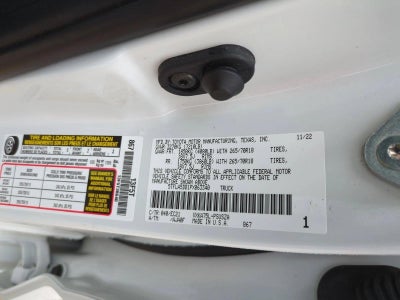 2023 Toyota Tundra 4WD 4WD SR5 CrewMax 5.5' Bed (Natl)