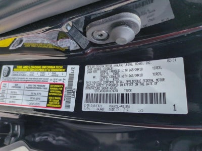 2024 Toyota Tundra 4WD 4WD SR5 CrewMax 5.5' Bed (Natl)