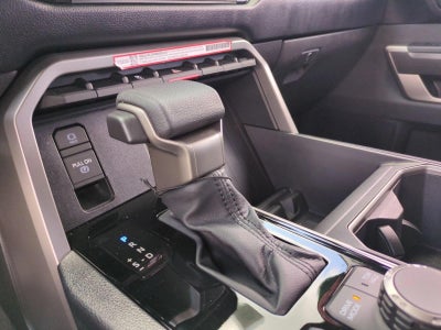 2026 Toyota Tundra 4WD 4WD SR5 CrewMax 5.5' Bed (SE)