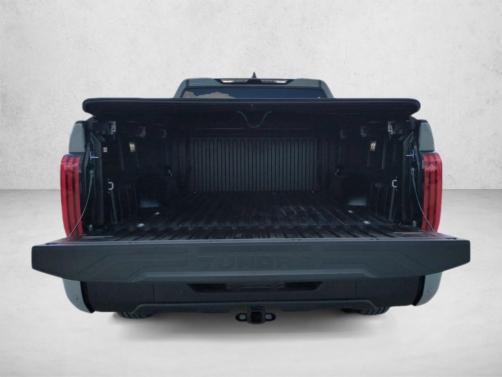2026 Toyota Tundra 4WD 4WD SR5 CrewMax 5.5' Bed (SE)
