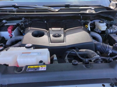 2024 Toyota Tundra 4WD 4WD SR5 CrewMax 5.5' Bed (SE)