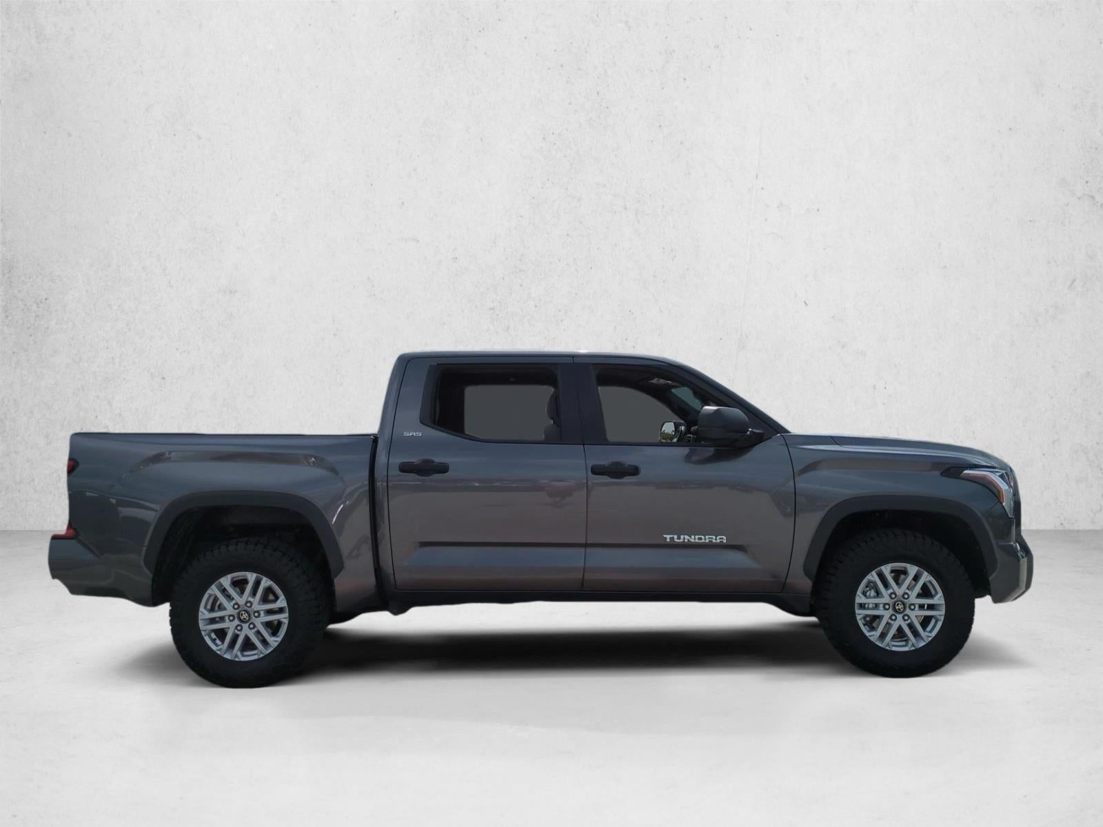 2025 Toyota Tundra 4WD 4WD SR5 CrewMax 5.5' Bed (SE)