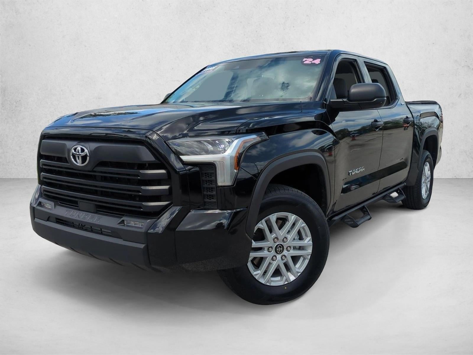 2024 Toyota Tundra 4WD 4WD SR5 CrewMax 5.5' Bed (SE)