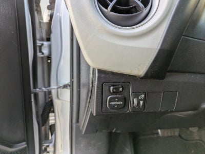 2017 Toyota Corolla LE CVT (Natl)