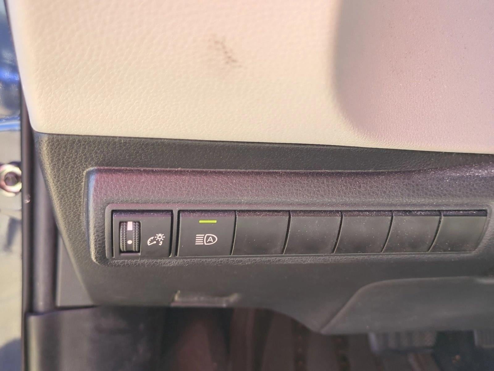 2021 Toyota Corolla LE CVT (Natl)