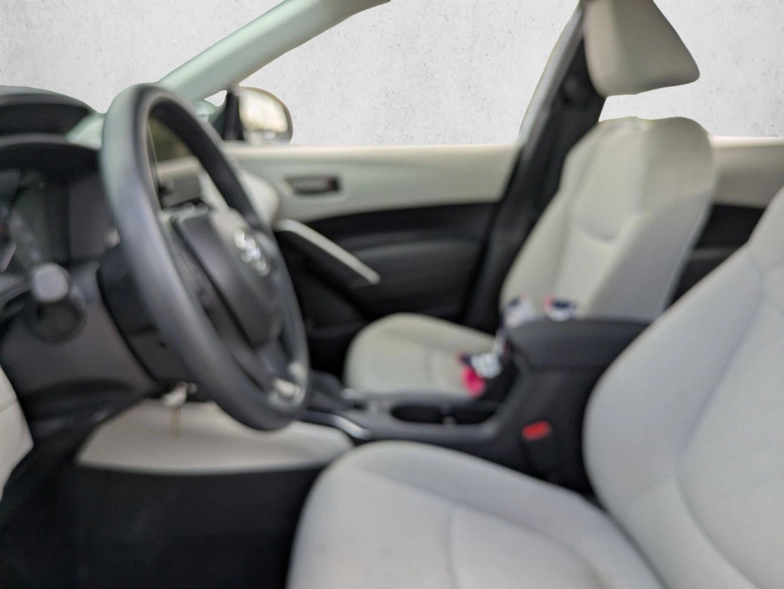 2025 Toyota Corolla Cross L 2WD (Natl)