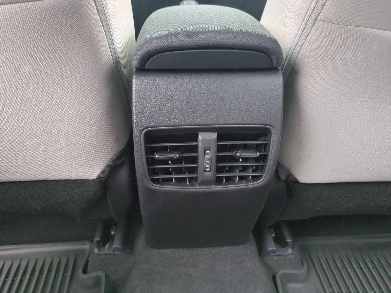 2026 Toyota Corolla Cross L 2WD (Natl)
