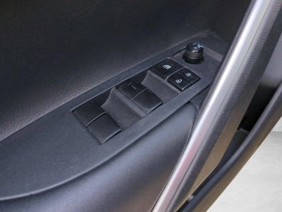 2023 Toyota Corolla Cross L 2WD (Natl)